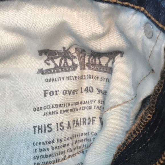 505 Levi’s Dark Denim Blue Jeans -Like New - Picture 6 of 9